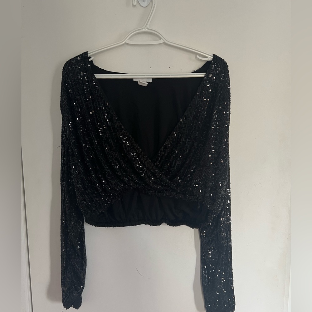 Sequenced Black Crop Top
